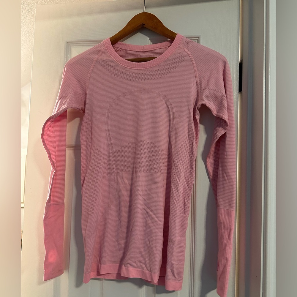 Lululemon Swiftly Tech Long Sleeve